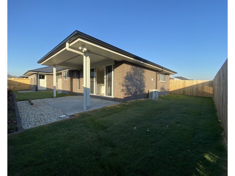 56 Eileen Court, Logan Reserve QLD 4133