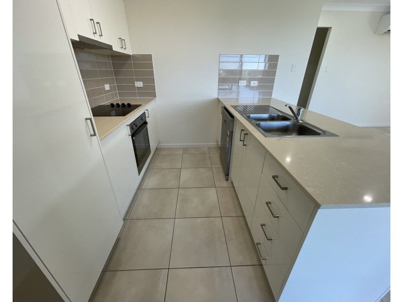 6 Benwerrin Street, Pimpama QLD 4209