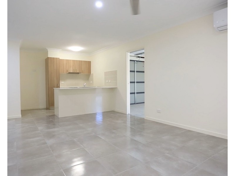 18 Casey Street, Pimpama QLD 4209