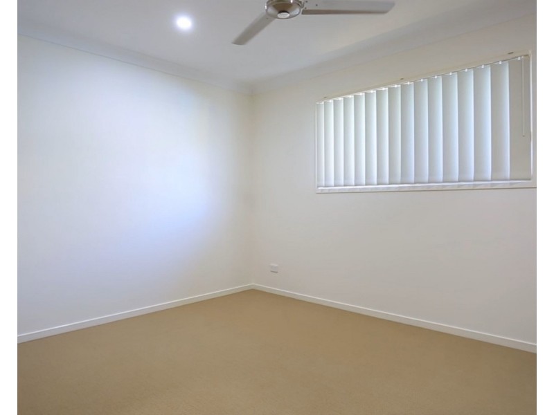 18 Casey Street, Pimpama QLD 4209