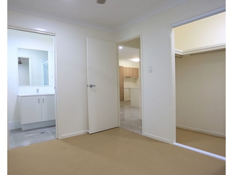 18 Casey Street, Pimpama QLD 4209