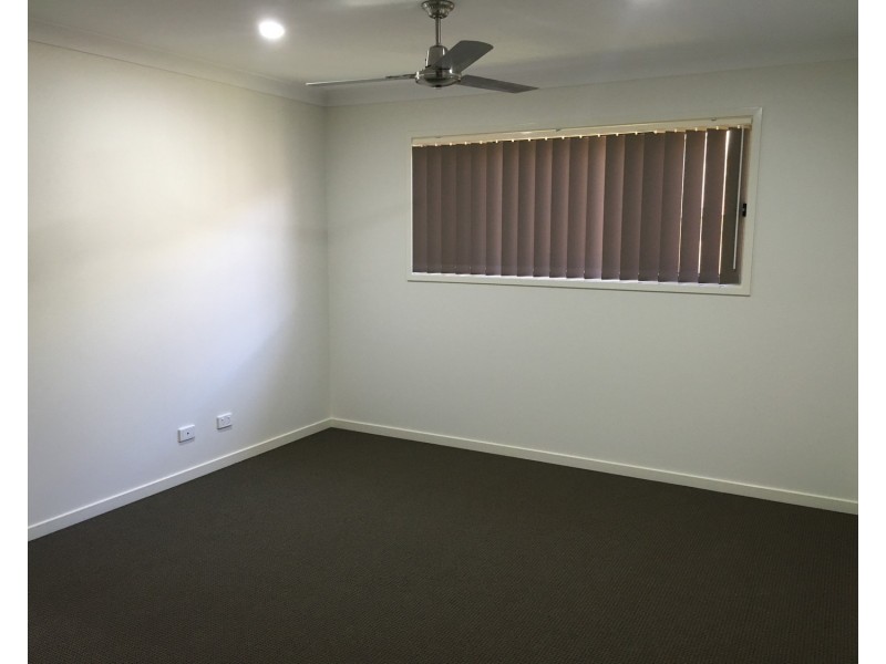 8 Liberty Rise, Coomera QLD 4209