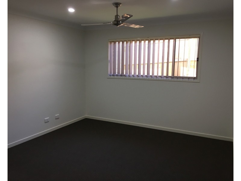 8 Liberty Rise, Coomera QLD 4209