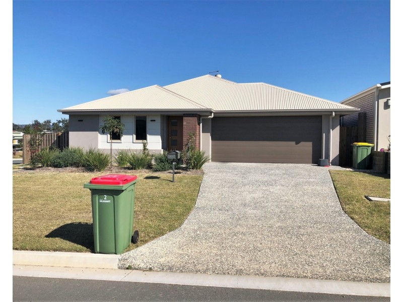 2 Steves Way, Coomera QLD 4209