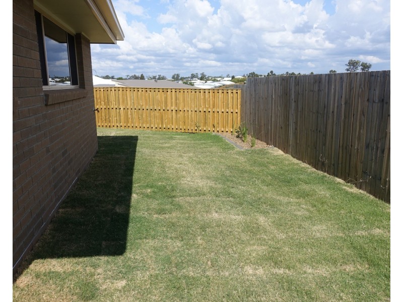 2 Steves Way, Coomera QLD 4209