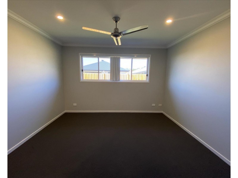 16 Aspen Circuit, Logan Reserve QLD 4133