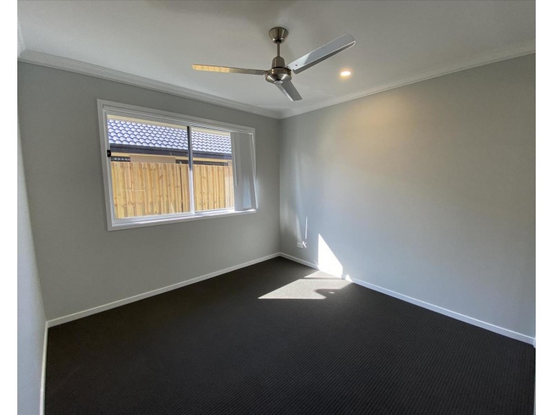 16 Aspen Circuit, Logan Reserve QLD 4133