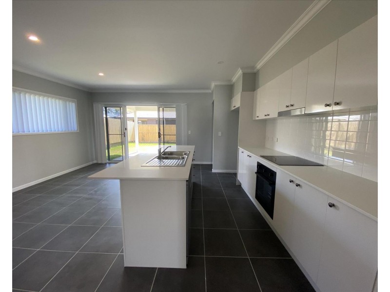 58 Aspen Circuit, Logan Reserve QLD 4133