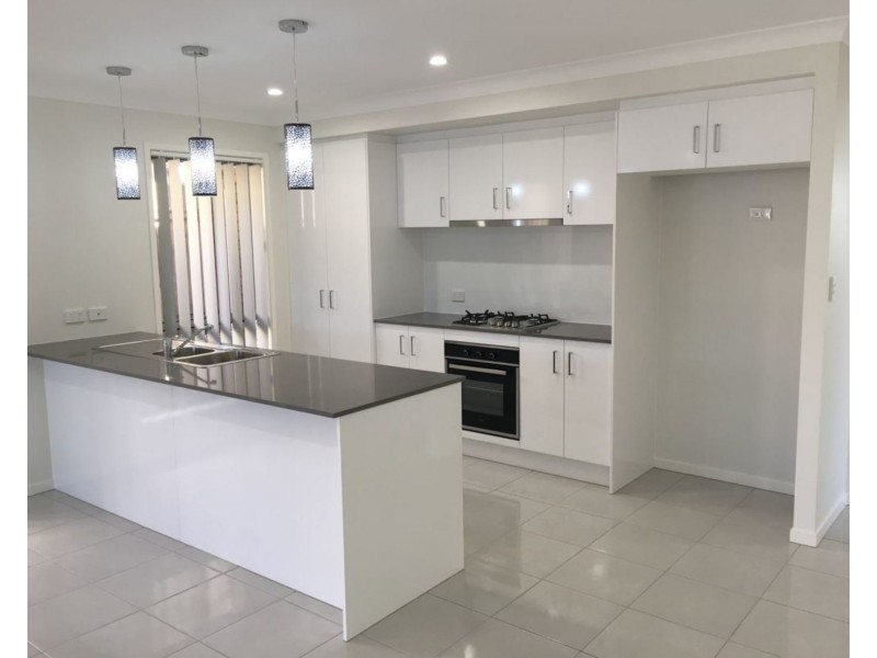 16 Turner Street, Ormeau Hills QLD 4208