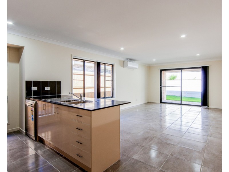 50 Clermont Street, Holmview QLD 4207