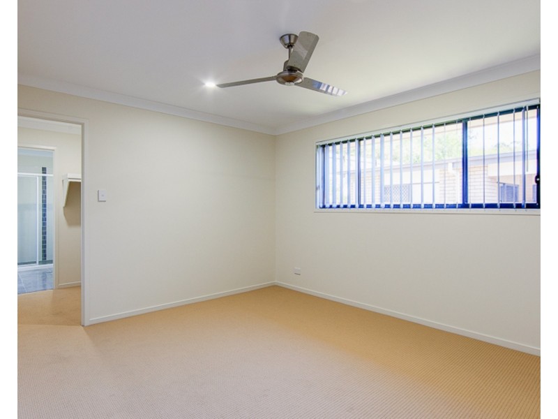 50 Clermont Street, Holmview QLD 4207