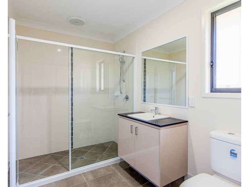 50 Clermont Street, Holmview QLD 4207