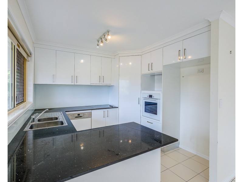 32 Capricorn Drive, Pacific Pines QLD 4211