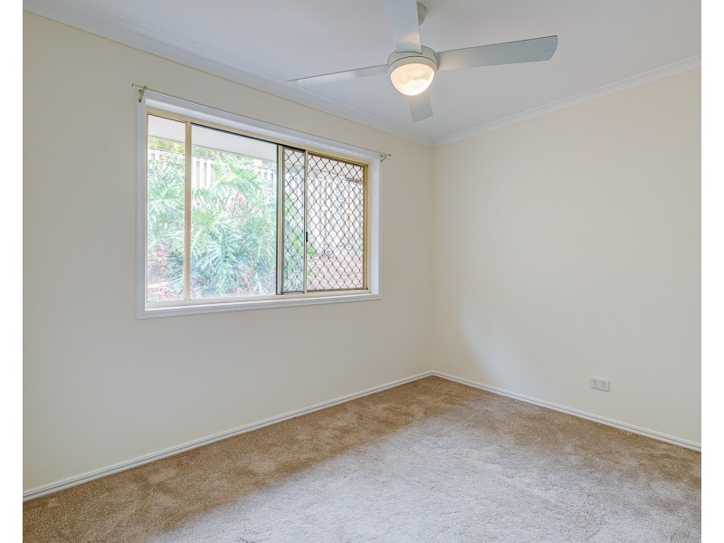32 Capricorn Drive, Pacific Pines QLD 4211