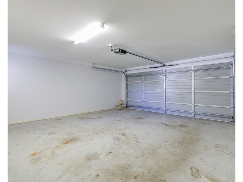13 Alfred Raymond Hulse Drive, Upper Coomera QLD 4209