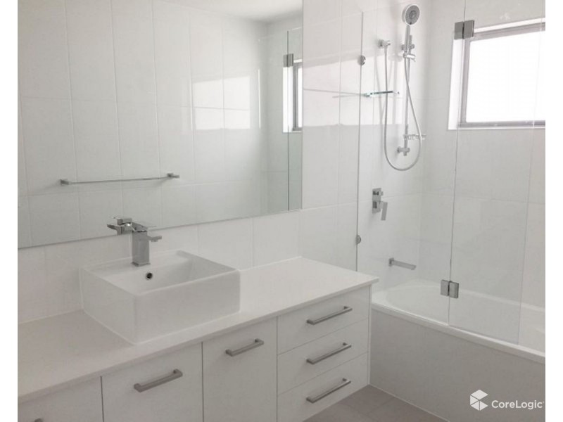 26/65-81 Broadwater Avenue, Hope Island QLD 4212