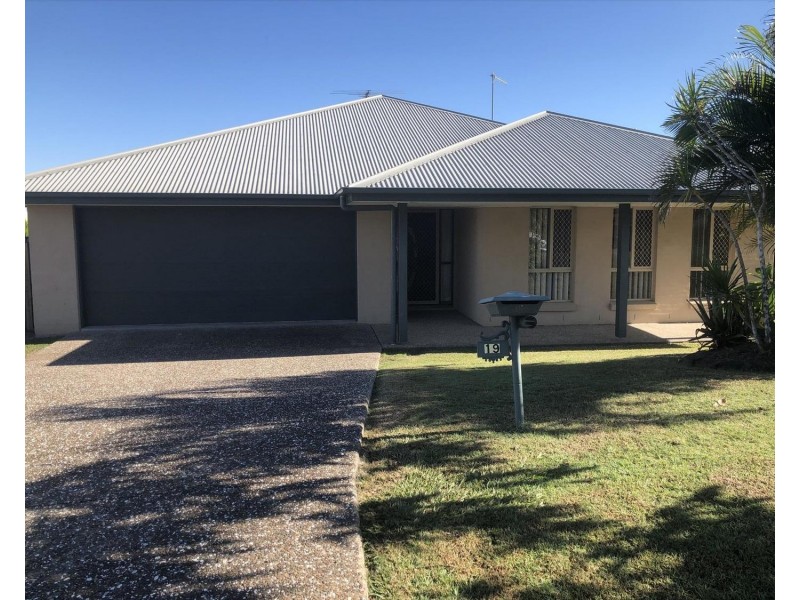 19 Hazelmere Crescent, Ormeau QLD 4208