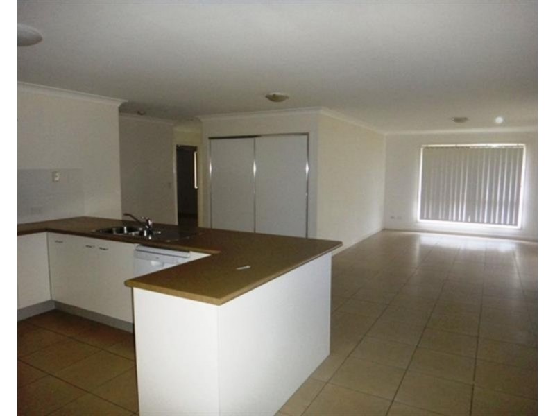 19 Hazelmere Crescent, Ormeau QLD 4208