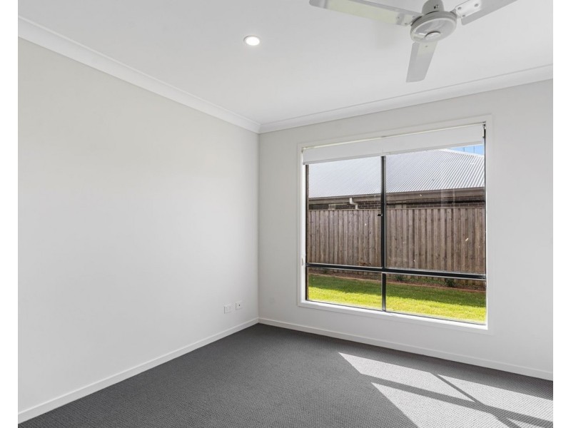 1/48 Herbst Drive, Bahrs Scrub QLD 4207