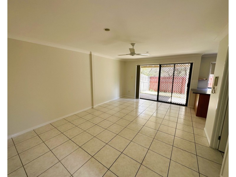 20/13 Hervey Street, Pacific Pines QLD 4211