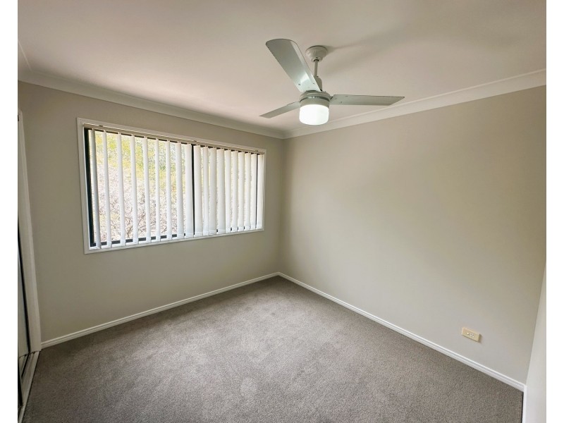 20/13 Hervey Street, Pacific Pines QLD 4211