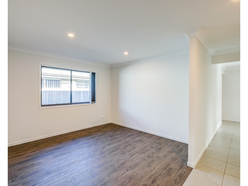 29 Ioannou Place, Coomera QLD 4209