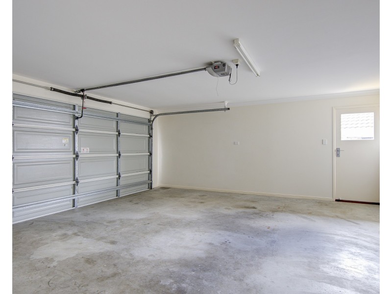 10 Charles Avenue, Pimpama QLD 4209