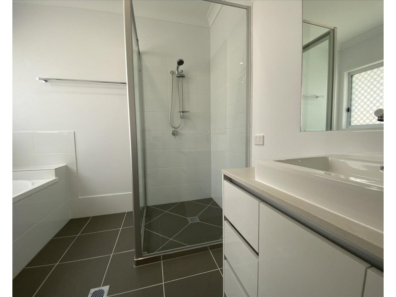50 Aspen Circuit, Logan Reserve QLD 4133