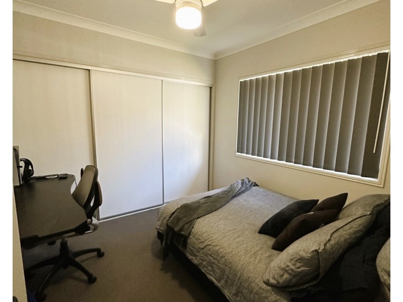 5 Dianella Crescent, Maudsland QLD 4210