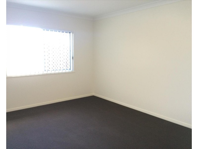 4 Keelson Crescent, Hope Island QLD 4212