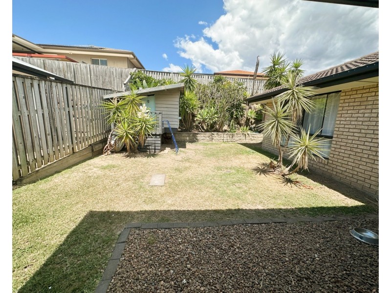 12 Willunga Street, Pacific Pines QLD 4211