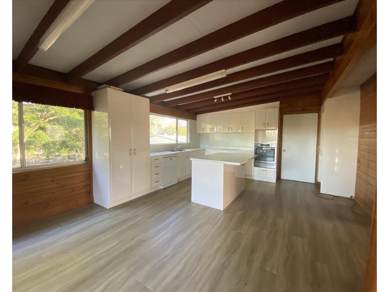 686-688 Middle Road, Greenbank QLD 4124