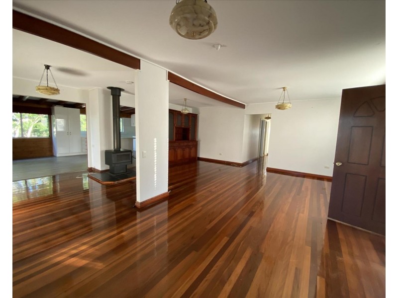 686-688 Middle Road, Greenbank QLD 4124