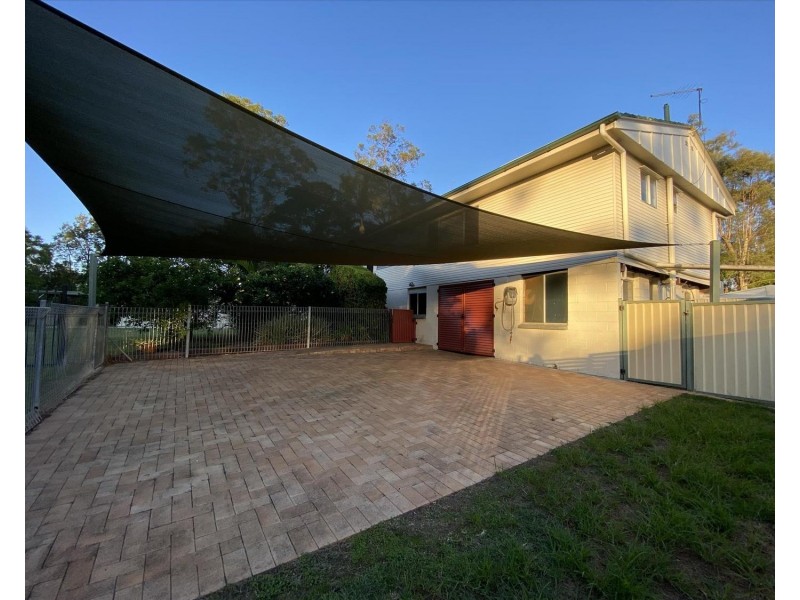 686-688 Middle Road, Greenbank QLD 4124