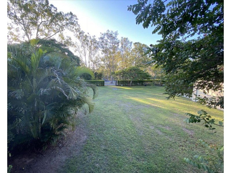 686-688 Middle Road, Greenbank QLD 4124