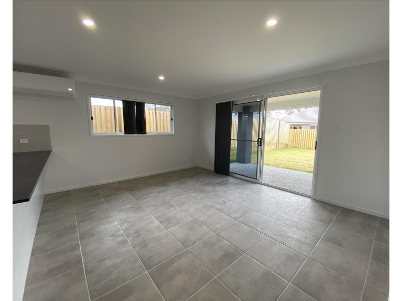 54 Aspen Circuit, Logan Reserve QLD 4133