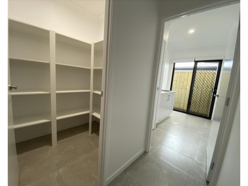 16 Lauenstein Crescent, Pimpama QLD 4209