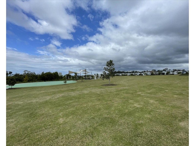 16 Lauenstein Crescent, Pimpama QLD 4209