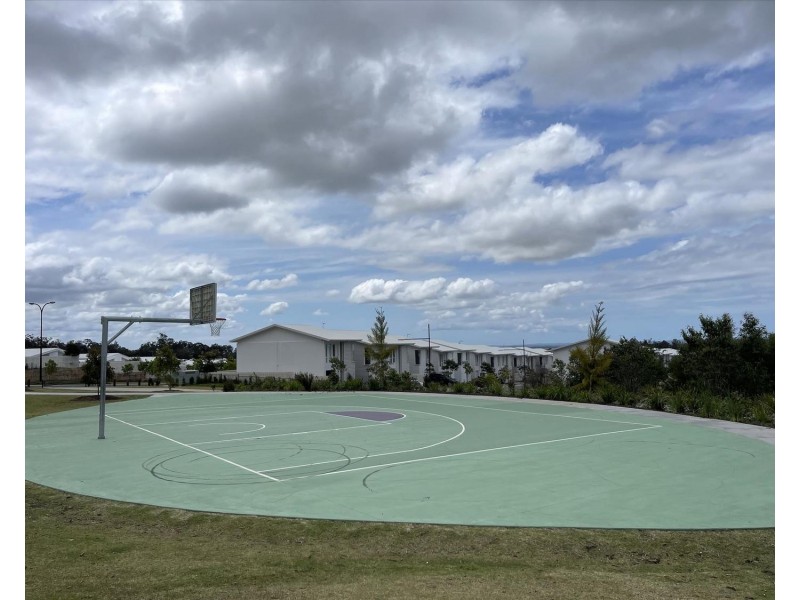 16 Lauenstein Crescent, Pimpama QLD 4209