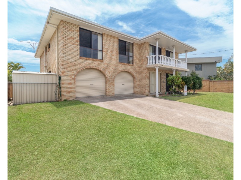 335 Bayview Street, Hollywell QLD 4216