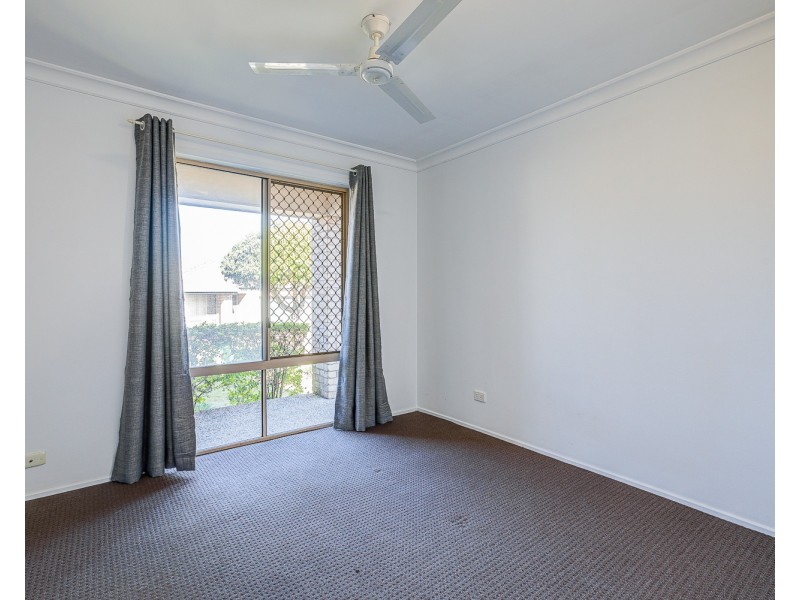 21/1 Archipelago Street, Pacific Pines QLD 4211