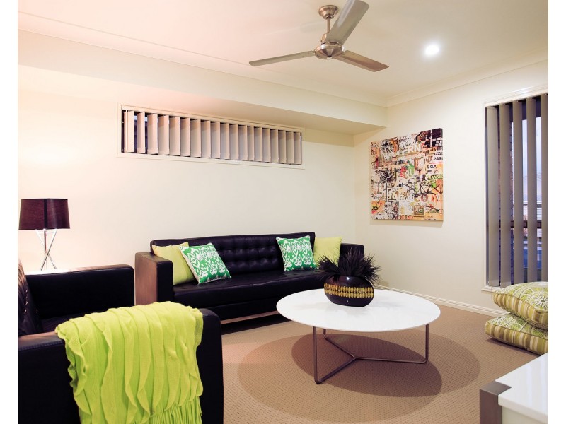 23 Milbrook Crescent, Pimpama QLD 4209