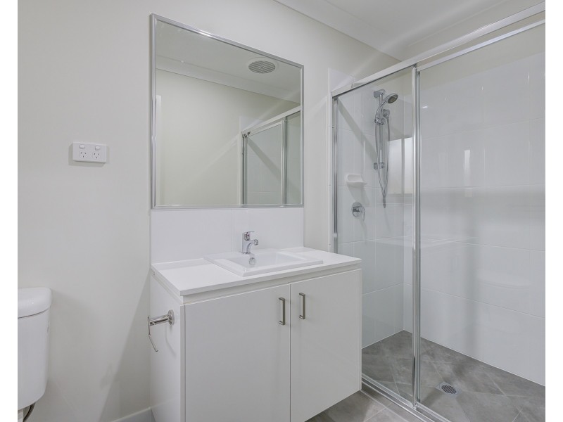 8 Marshall Circuit, Coomera QLD 4209