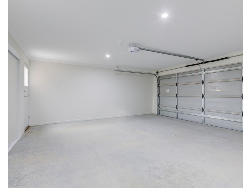 8 Marshall Circuit, Coomera QLD 4209