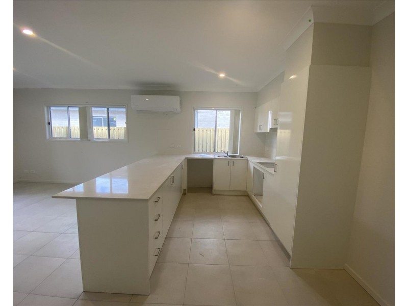 30 Aspen Circuit, Logan Reserve QLD 4133