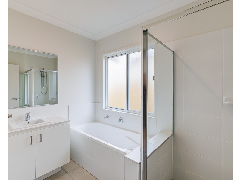 30 Aspen Circuit, Logan Reserve QLD 4133