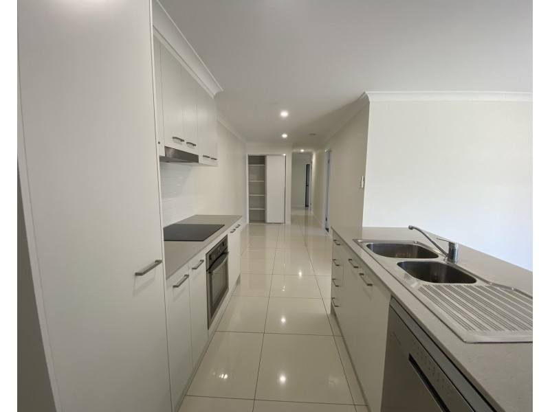 1/60 Miamax Place, Logan Reserve QLD 4133