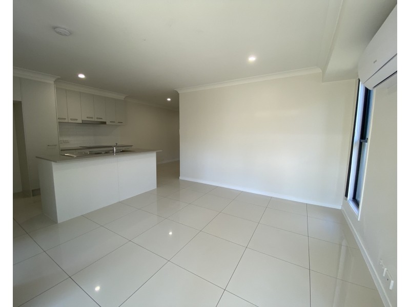 1/60 Miamax Place, Logan Reserve QLD 4133