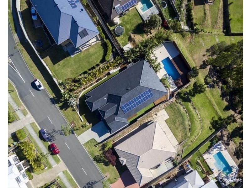 8 McAuley Parade, Pacific Pines QLD 4211