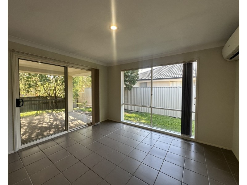3 Burr Court, Pacific Pines QLD 4211